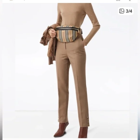 Burberry - Picture 3 of 12